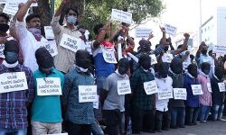 പി.എസ്.സി ഉദ്യോഗാര്‍ത്ഥികളുടെ സമരം : മധ്യസ്ഥ ചര്‍ച്ചകളുമായി ഡിവൈഎഫ്‌ഐ