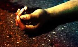 പേരാമംഗലത്ത് സ്ത്രീയുടെ മൃതദേഹം കത്തികരിഞ്ഞ നിലയില് പേരാമംഗലത്ത് സ്ത്രീയുടെ മൃതദേഹം കത്തികരിഞ്ഞ നിലയില്