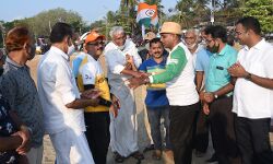 കര്‍ഷക സമരത്തിന് ഐക്യദാര്‍ഢ്യമേകി കോഴിക്കോട് ബീച്ചില്‍ പട്ടം പറത്തി