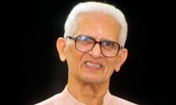 കവിത്രയത്തിന്റെ യുഗാന്ത്യം...