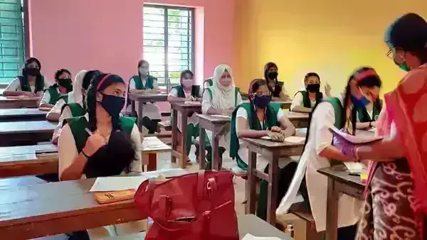 എസ്എസ്എല്സി, ഹയര് സെക്കന്ഡറി മോഡല് പരീക്ഷകള്ക്ക് ഇന്ന് തുടങ്ങും എസ്എസ്എല്സി, ഹയര് സെക്കന്ഡറി മോഡല് പരീക്ഷകള്ക്ക് ഇന്ന് തുടങ്ങും