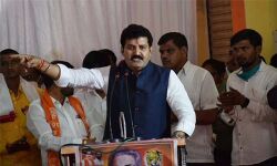 ടിക് ടോക് താരത്തിന്റെ ദുരൂഹമരണം: മഹാരാഷ്ട്രയില്‍ ശിവസേന മന്ത്രി സഞ്ജയ് റാത്തോഡ് രാജിവച്ചു