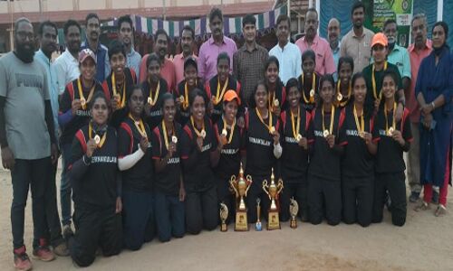 സംസ്ഥാന സീനിയര്‍ സോഫ്റ്റ് ബോള്‍ ചാംപ്യന്‍ഷിപ്പ് മലപ്പുറവും, എറണാകുളവും ജേതാക്കള്‍