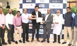 മീഡിയാ വണ്‍ ബ്രേവ് ഹാര്‍ട്ട് അവാര്‍ഡ് ഇന്ത്യന്‍ സോഷ്യല്‍ ഫോറം ഏറ്റുവാങ്ങി