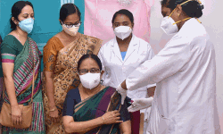 പരിഹസിക്കാന്‍ ചുമതലയെടുത്തവരോട് സഹതാപമേയുള്ളു;  വാക്‌സിനേഷന്‍ ട്രോളിനെതിരേ കെ കെ ശൈലജ