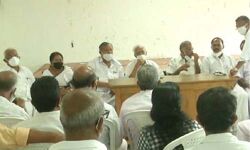 എ കെ ശശീന്ദ്രന്റെ സ്ഥാനാര്‍ഥിത്വം; എന്‍സിപി നേതൃയോഗത്തില്‍ തര്‍ക്കവും കൈയാങ്കളിയും