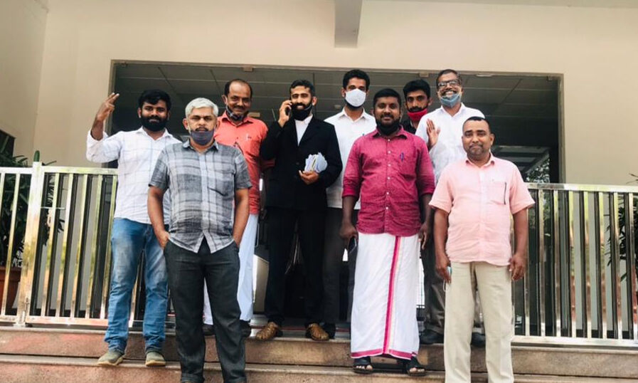 റിയാസ് മൗലവി വധക്കേസില് എഡിജിപി ഓഫിസ് മാര്ച്ച്: മുഴുവന് എസ് ഡിപി ഐ പ്രവര്ത്തകരെയും വെറുതെവിട്ടു റിയാസ് മൗലവി വധക്കേസില് എഡിജിപി ഓഫിസ് മാര്ച്ച്: മുഴുവന് എസ് ഡിപി ഐ പ്രവര്ത്തകരെയും വെറുതെവിട്ടു