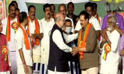 നടന്‍ ദേവന്‍, മുന്‍ ഐഎഎസ് ഉദ്യോഗസ്ഥന്‍ കെ വി ബാലകൃഷ്ണന്‍ എന്നിവരും ബിജെപിയിലേക്ക്