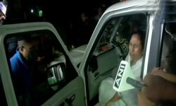 പരിക്കേറ്റ കടുവ കൂടുതല്‍ ആക്രമണകാരിയാവും; മമതയ്‌ക്കെതിരേ നടന്ന ആക്രമണത്തെ അപലപിച്ച് കൊല്‍ക്കത്ത മേയര്‍