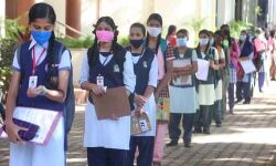 എസ്എസ്എല്‍സി, പ്ലസ്ടു പരീക്ഷ തിയ്യതി മാറ്റല്‍; ഉടന്‍ തീരുമാനം വേണമെന്ന് കേന്ദ്ര തിരഞ്ഞെടുപ്പ് കമ്മീഷന് കത്ത്