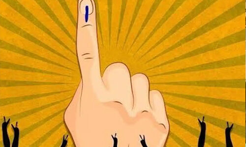 നാമനിര്ദേശ പത്രിക സമര്പ്പണം: ഒരു സമയം മൂന്ന് പേര് മാത്രം; ജാഥയ്ക്കും വാഹനവ്യൂഹത്തിനും വിലക്ക് നാമനിര്ദേശ പത്രിക സമര്പ്പണം: ഒരു സമയം മൂന്ന് പേര് മാത്രം; ജാഥയ്ക്കും വാഹനവ്യൂഹത്തിനും വിലക്ക്