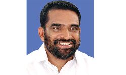 സീറ്റിനെ ചൊല്ലി തര്‍ക്കം; ഇടുക്കി കോണ്‍ഗ്രസില്‍ കൂട്ടരാജി ഭീഷണി