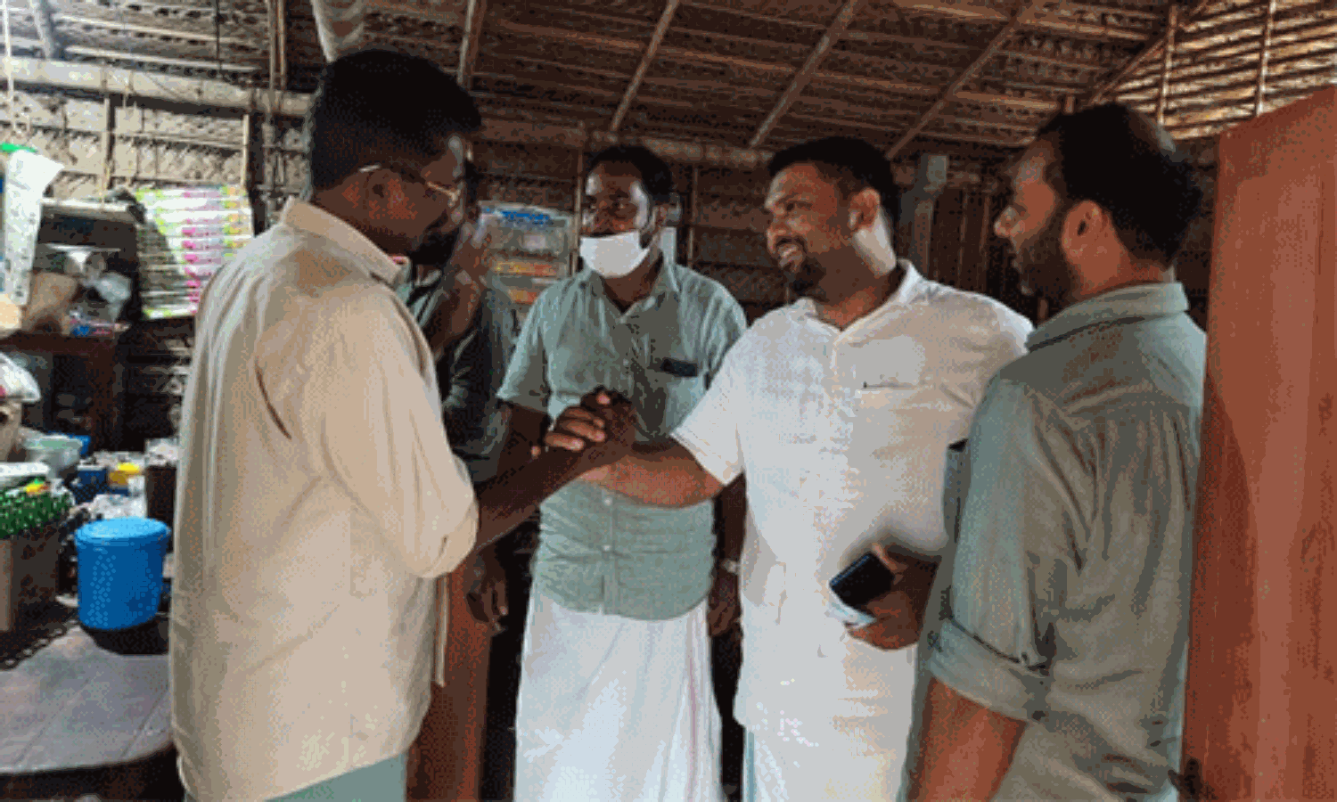 ജനഹിതം 2021: പൊന്നാനിയില് കരുത്ത് തെളിയിക്കാനൊരുങ്ങി എസ്ഡിപിഐ ജനഹിതം 2021: പൊന്നാനിയില് കരുത്ത് തെളിയിക്കാനൊരുങ്ങി എസ്ഡിപിഐ