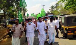 ലീഗ് നേതാവ് സി പി ബാവഹാജിക്ക് സീറ്റ് നിഷേധിച്ചതിനെതിരേ എടപ്പാളില്‍ പ്രതിഷേധം