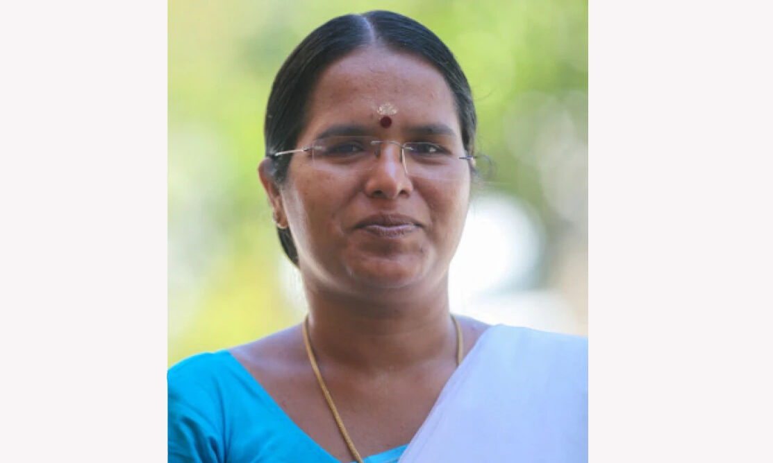 അപവാദ പ്രചാരണം: കടുത്ത മാനസിക സമ്മര്ദ്ദത്തിലെന്ന് പി കെ ജയലക്ഷ്മിയുടെ പരാതി അപവാദ പ്രചാരണം: കടുത്ത മാനസിക സമ്മര്ദ്ദത്തിലെന്ന് പി കെ ജയലക്ഷ്മിയുടെ പരാതി