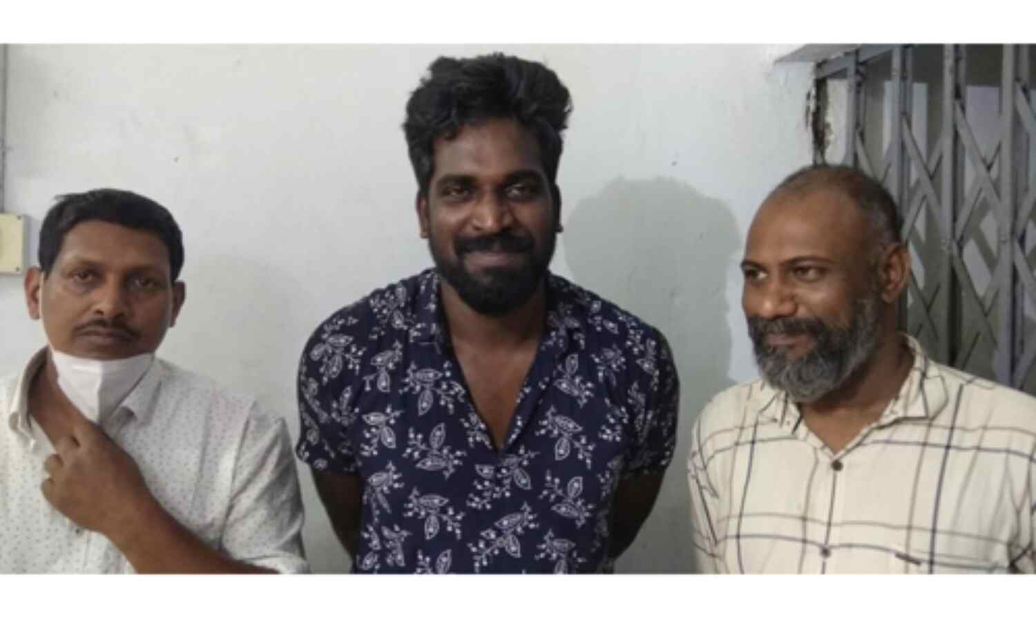തോക്ക് ചൂണ്ടി പണം അപഹരിക്കാന് ശ്രമിച്ച കേസില് മൂന്ന് പേര് പിടിയില് തോക്ക് ചൂണ്ടി പണം അപഹരിക്കാന് ശ്രമിച്ച കേസില് മൂന്ന് പേര് പിടിയില്