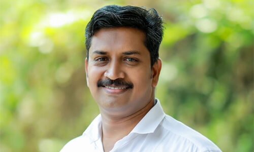 തൃത്താലയില്‍ എം കെ അബ്ദുല്‍ നാസര്‍ എസ്ഡിപിഐ സ്ഥാനാര്‍ത്ഥി