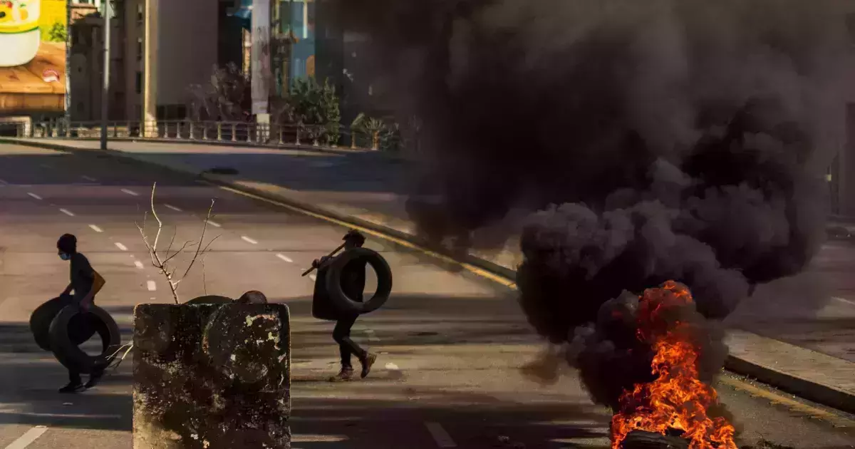 യെമനില്‍ മന്ത്രിയുടെ വാഹനവ്യൂഹത്തിനു നേരെ ബോംബാക്രമണം