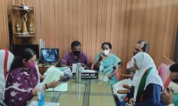 എസ്ഡിപിഐ കരുനാഗപ്പള്ളി മണ്ഡലം സ്ഥാനാര്‍ത്ഥി അഡ്വ. സുമയ്യ നജീബ് പത്രിക സമര്‍പ്പിച്ചു