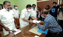 താനൂരില്‍ എല്‍ഡിഎഫ് സ്വതന്ത്ര സ്ഥാനാര്‍ഥി   വി അബ്ദുര്‍റഹ്മാന്‍ പത്രിക നല്‍കി