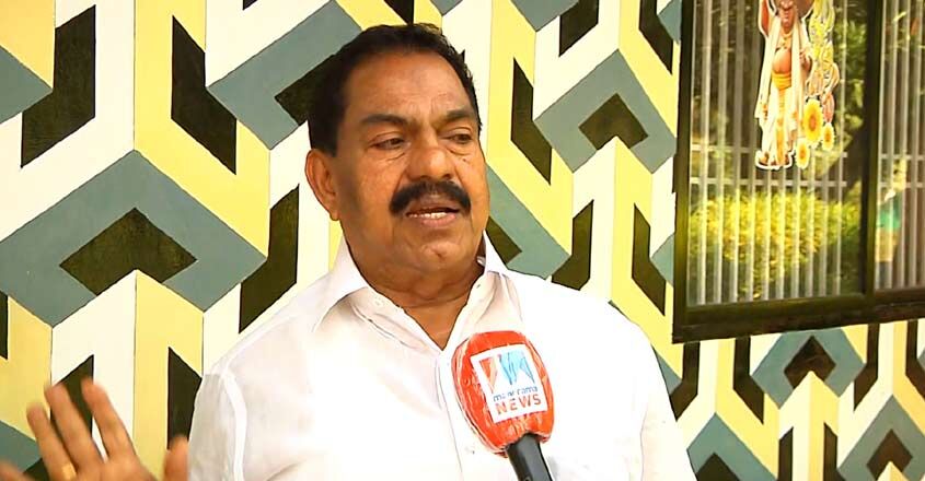 പിണറായിക്കെതിരേ മൽസരിക്കാൻ കെ സുധാകരന് ധൈര്യമില്ലെങ്കില് അത് സമ്മതിക്കണമെന്ന് മമ്പറം ദിവാകരന് പിണറായിക്കെതിരേ മൽസരിക്കാൻ കെ സുധാകരന് ധൈര്യമില്ലെങ്കില് അത് സമ്മതിക്കണമെന്ന് മമ്പറം ദിവാകരന്