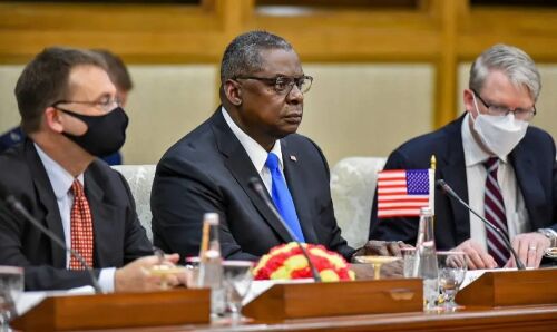 ഇന്ത്യയും ചൈനയും യുദ്ധത്തിനരികിലാണെന്ന് കരുതുന്നില്ലെന്ന് യുഎസ് പ്രതിരോധ സെക്രട്ടറി ഇന്ത്യയും ചൈനയും യുദ്ധത്തിനരികിലാണെന്ന് കരുതുന്നില്ലെന്ന് യുഎസ് പ്രതിരോധ സെക്രട്ടറി