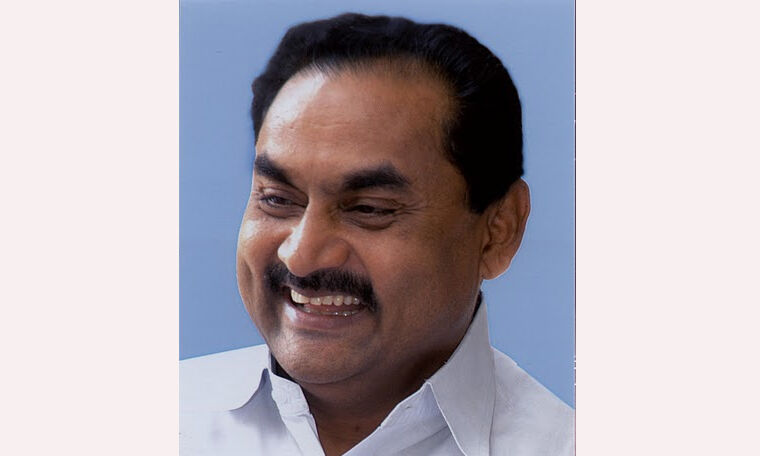 നേമത്ത് കോണ്‍ഗ്രസ് വോട്ടുകച്ചവടം നടത്തിയെന്ന് കഴിഞ്ഞ തവണത്തെ യുഡിഎഫ് സ്ഥാനാര്‍ഥി വി സുരേന്ദ്രന്‍ പിള്ള