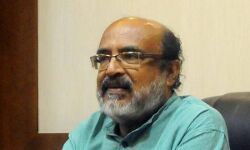 ഷൂ നക്കിയവര്ക്ക് രക്തസാക്ഷിത്വത്തിന്റെ മൂല്യം മനസ്സിലാകില്ല: തോമസ് ഐസക് ഷൂ നക്കിയവര്ക്ക് രക്തസാക്ഷിത്വത്തിന്റെ മൂല്യം മനസ്സിലാകില്ല: തോമസ് ഐസക്