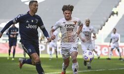 യുവന്റസിന്റെ കിരീട പ്രതീക്ഷകള്‍ക്ക് തിരിച്ചടി; സീരി എയില്‍ തോല്‍വി