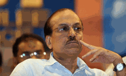 സര്വ്വേകള്ക്ക് പിന്നില് വ്യക്തമായ ഗൂഢാലോചനയുണ്ടെന്ന് കുഞ്ഞാലിക്കുട്ടി സര്വ്വേകള്ക്ക് പിന്നില് വ്യക്തമായ ഗൂഢാലോചനയുണ്ടെന്ന് കുഞ്ഞാലിക്കുട്ടി