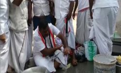 തമിഴ്‌നാട്: വോട്ടര്‍മാരുടെ വസ്ത്രം കഴുകി എഐഎഡിഎംകെ സ്ഥാനാര്‍ത്ഥിയുടെ വോട്ടുപിടിത്തം