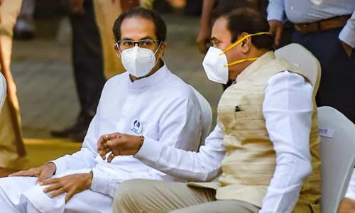 മഹാരാഷ്ട്ര ആഭ്യന്തരമന്ത്രിക്കെതിരായ അഴിമതി ആരോപണം: സര്ക്കാര് ജുഡീഷ്യല് അന്വേഷണം പ്രഖ്യാപിച്ചു മഹാരാഷ്ട്ര ആഭ്യന്തരമന്ത്രിക്കെതിരായ അഴിമതി ആരോപണം: സര്ക്കാര് ജുഡീഷ്യല് അന്വേഷണം പ്രഖ്യാപിച്ചു