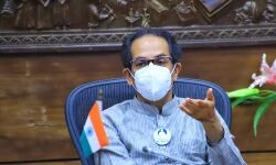 കൊവിഡ് നിയന്ത്രണങ്ങള്‍ പാലിക്കുന്നില്ല; ലോക്ക് ഡൗണ്‍ പ്രഖ്യാപിച്ചേക്കുമെന്ന് സൂചന നല്‍കി മഹാരാഷ്ട്ര മുഖ്യമന്ത്രി