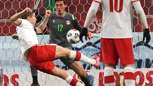 ഇറ്റലിക്കും ജര്‍മ്മനിക്കും ജയം; ഉക്രെയ്‌ന് സമനില