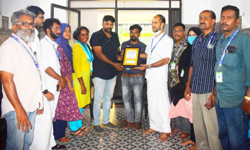 ഭിന്നശേഷി മേഖലയിലെ മികച്ച പ്രവര്ത്തനം; അക്കര ഫൗണ്ടേഷന് ഉപഹാരം നല്കി ചൈല്ഡ് പ്രൊട്ടക്റ്റ് ടീം കേരള ഭിന്നശേഷി മേഖലയിലെ മികച്ച പ്രവര്ത്തനം; അക്കര ഫൗണ്ടേഷന് ഉപഹാരം നല്കി ചൈല്ഡ് പ്രൊട്ടക്റ്റ് ടീം കേരള