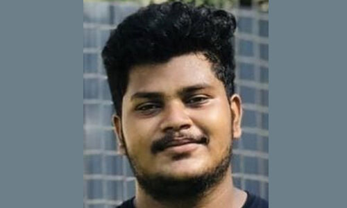 വിനോദയാത്രക്ക് പോയ പ്ലസ്ടു വിദ്യാര്‍ത്ഥി മുങ്ങി മരിച്ചു