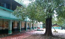 ശതാബ്ദി പിന്നിട്ട കുഴൂര്‍ ഗവണ്‍മെന്റ് ഹൈസ്‌കൂളിന് ഹയര്‍ സെക്കന്ററി അനുവദിക്കണമെന്ന ആവശ്യം വീണ്ടും ശക്തം