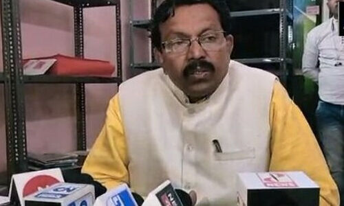 ബംഗാളില് ബിജെപി സ്ഥാനാര്ത്ഥിയെ ആക്രമിച്ചുവെന്ന് പരാതി; ആക്രമണത്തിനു പിന്നില് തൃണമൂലെന്ന് ബിജെപി ബംഗാളില് ബിജെപി സ്ഥാനാര്ത്ഥിയെ ആക്രമിച്ചുവെന്ന് പരാതി; ആക്രമണത്തിനു പിന്നില് തൃണമൂലെന്ന് ബിജെപി