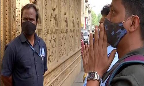 കൊവിഡ് വ്യാപനം: പൂനെയില് ആരാധനാലയങ്ങള് അടച്ചു കൊവിഡ് വ്യാപനം: പൂനെയില് ആരാധനാലയങ്ങള് അടച്ചു