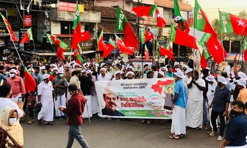 മലപ്പുറം ലോക്സഭാ ഉപതിരഞ്ഞെടുപ്പ്: അവസാന ദിവസം തിരക്കിട്ട പ്രചാരണം; വോട്ടര്മാരെ നേരില്കണ്ട് വോട്ടഭ്യര്ഥിച്ച് ഡോ.തസ്ലിം റഹ്മാനി മലപ്പുറം ലോക്സഭാ ഉപതിരഞ്ഞെടുപ്പ്: അവസാന ദിവസം തിരക്കിട്ട പ്രചാരണം; വോട്ടര്മാരെ നേരില്കണ്ട് വോട്ടഭ്യര്ഥിച്ച് ഡോ.തസ്ലിം റഹ്മാനി
