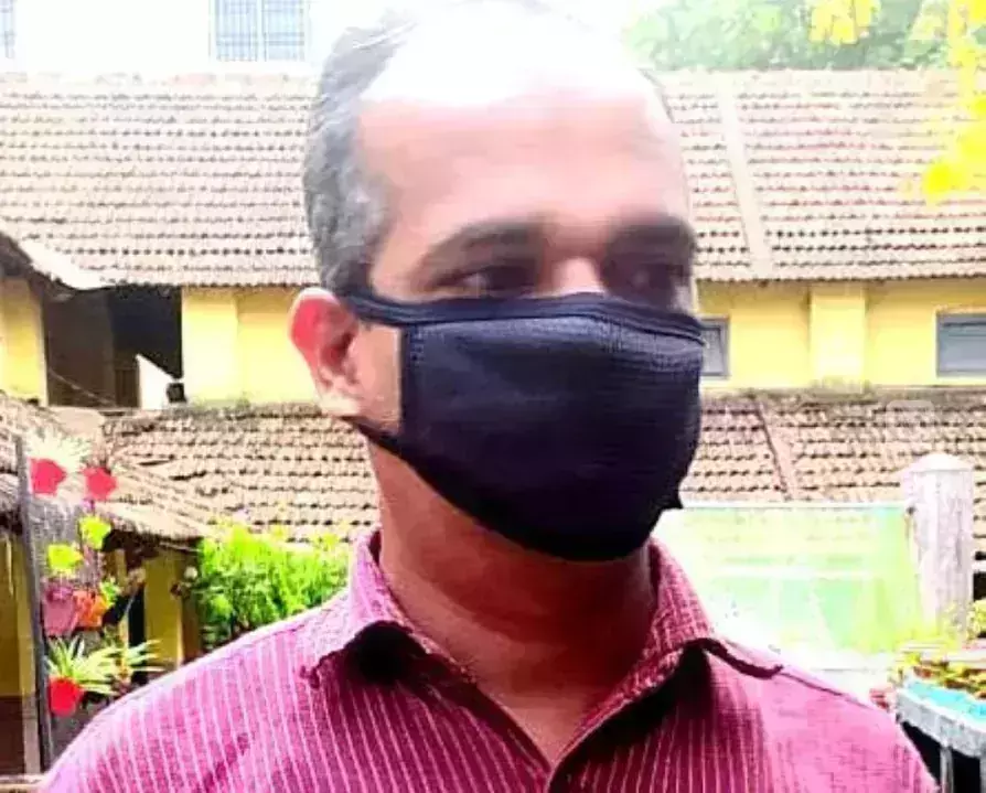 പ്രിസൈഡിങ് ഓഫിസറെ എല്ഡിഎഫ് പോളിങ് ഏജന്റ് മര്ദ്ദിച്ചു പ്രിസൈഡിങ് ഓഫിസറെ എല്ഡിഎഫ് പോളിങ് ഏജന്റ് മര്ദ്ദിച്ചു