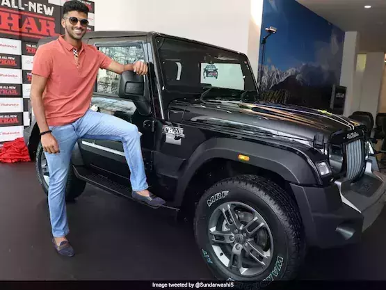 ആനന്ദ് മഹീന്ദ്രയുടെ എസ് യു വി വാഷിങ്ടണ്‍ സുന്ദറും സ്വീകരിച്ചു