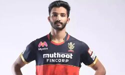 ദേവ്ദത്തിന് കൊവിഡ് നെഗറ്റീവ്; ആര്‍സിബിക്കൊപ്പം ചേര്‍ന്നു