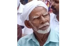 പരിയാരത്ത് സ്വകാര്യ ബസ്സിടിച്ച് വയോധികന് മരിച്ചു പരിയാരത്ത് സ്വകാര്യ ബസ്സിടിച്ച് വയോധികന് മരിച്ചു