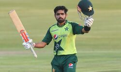 ബാബര് അസമിന് ട്വന്റിയില് ആദ്യ സെഞ്ചുറി; പാകിസ്താന് ജയം ബാബര് അസമിന് ട്വന്റിയില് ആദ്യ സെഞ്ചുറി; പാകിസ്താന് ജയം