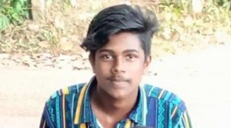 ആലപ്പുഴയില് എസ്എഫ്ഐ പ്രവര്ത്തകന് കുത്തേറ്റു മരിച്ച കേസ്: മുഖ്യപ്രതിയെ തിരിച്ചറിഞ്ഞു ആലപ്പുഴയില് എസ്എഫ്ഐ പ്രവര്ത്തകന് കുത്തേറ്റു മരിച്ച കേസ്: മുഖ്യപ്രതിയെ തിരിച്ചറിഞ്ഞു