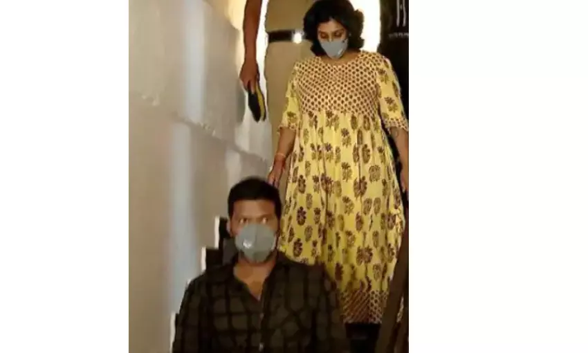 സിനിമയില് അവസരം വാഗ്ദാനം ചെയ്ത് തട്ടിപ്പ്; ദമ്പതികള് അറസ്റ്റില് സിനിമയില് അവസരം വാഗ്ദാനം ചെയ്ത് തട്ടിപ്പ്; ദമ്പതികള് അറസ്റ്റില്