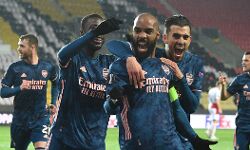 യൂറോപ്പയില് വമ്പന് ജയവുമായി ആഴ്സണല് സെമിയിലേക്ക് യൂറോപ്പയില് വമ്പന് ജയവുമായി ആഴ്സണല് സെമിയിലേക്ക്