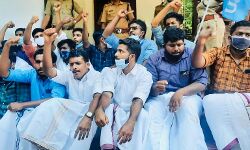 എഎൻ ഷംസീറിന്റെ ഭാര്യക്ക് വഴിവിട്ട് നിയമനം; വിസിയുടെ വീട് ഉപരോധിച്ച് കെഎസ്‌യു പ്രതിഷേധം.