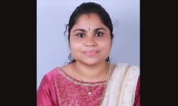 അധ്യാപിക സി രജിനയ്ക്ക് ഉറുദു സാഹിത്യത്തില് ഡോക്ടറേറ്റ് അധ്യാപിക സി രജിനയ്ക്ക് ഉറുദു സാഹിത്യത്തില് ഡോക്ടറേറ്റ്